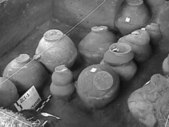 Excavaciones arqueológicas en el sitio La Mesa, municipio Cabimas, estado Zulia.